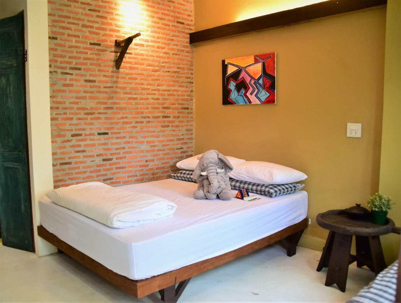 Baan Rare Guesthouse Udon Thani Dış mekan fotoğraf