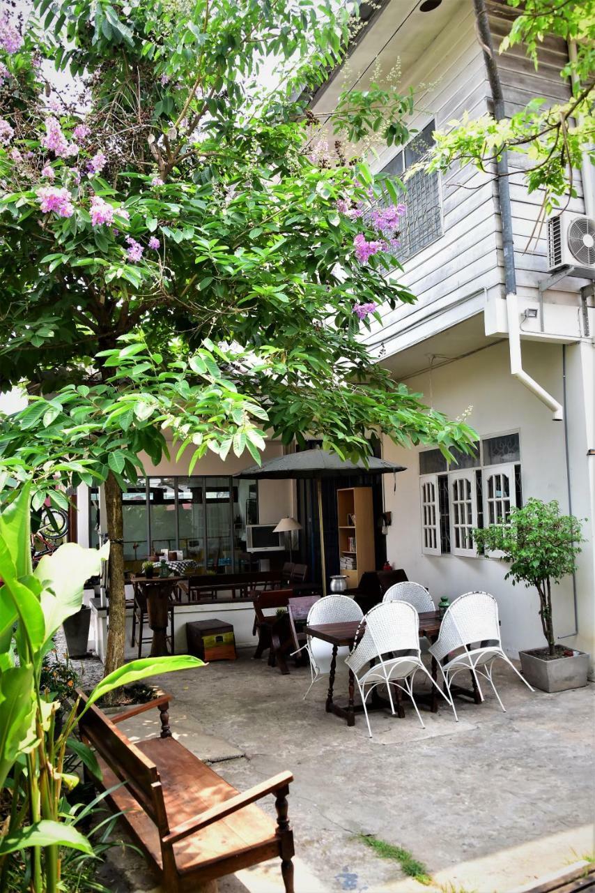 Baan Rare Guesthouse Udon Thani Dış mekan fotoğraf