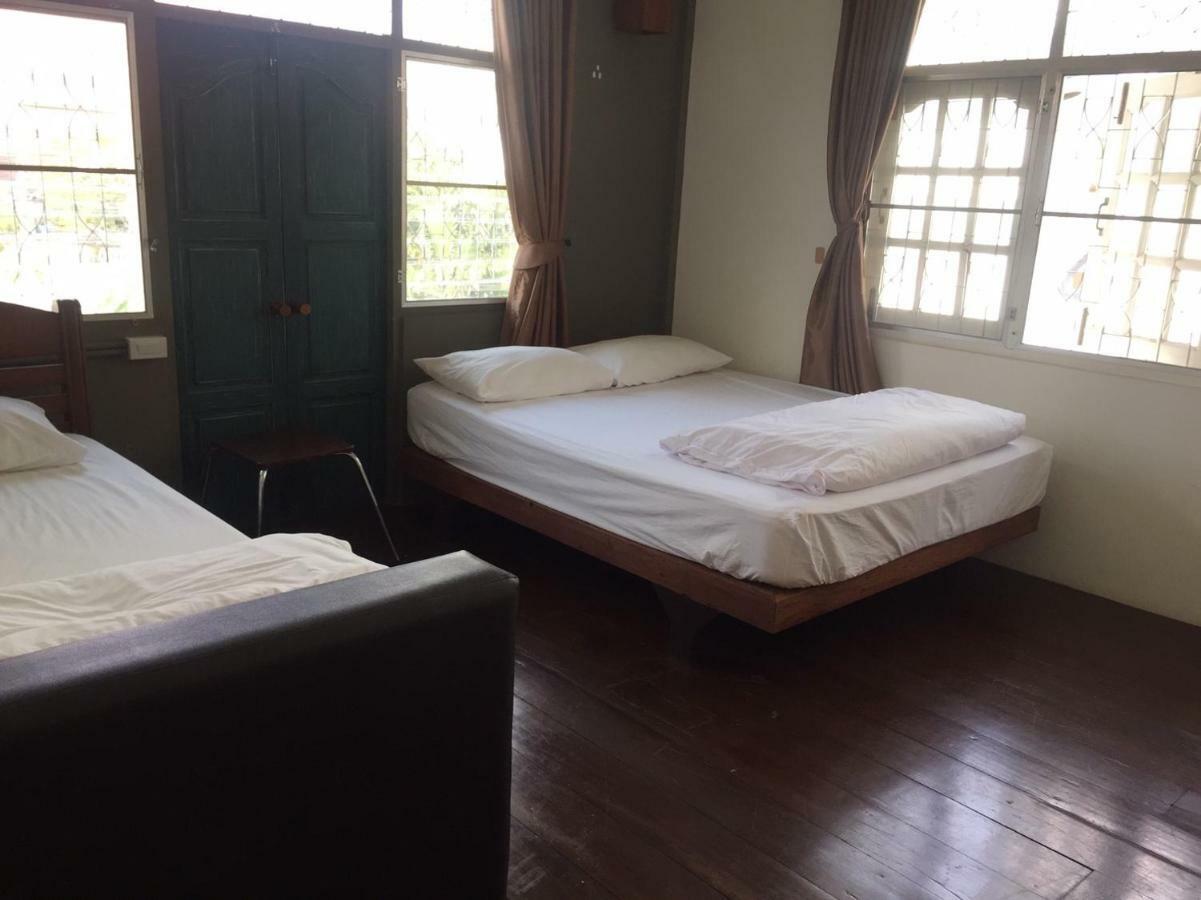 Baan Rare Guesthouse Udon Thani Dış mekan fotoğraf