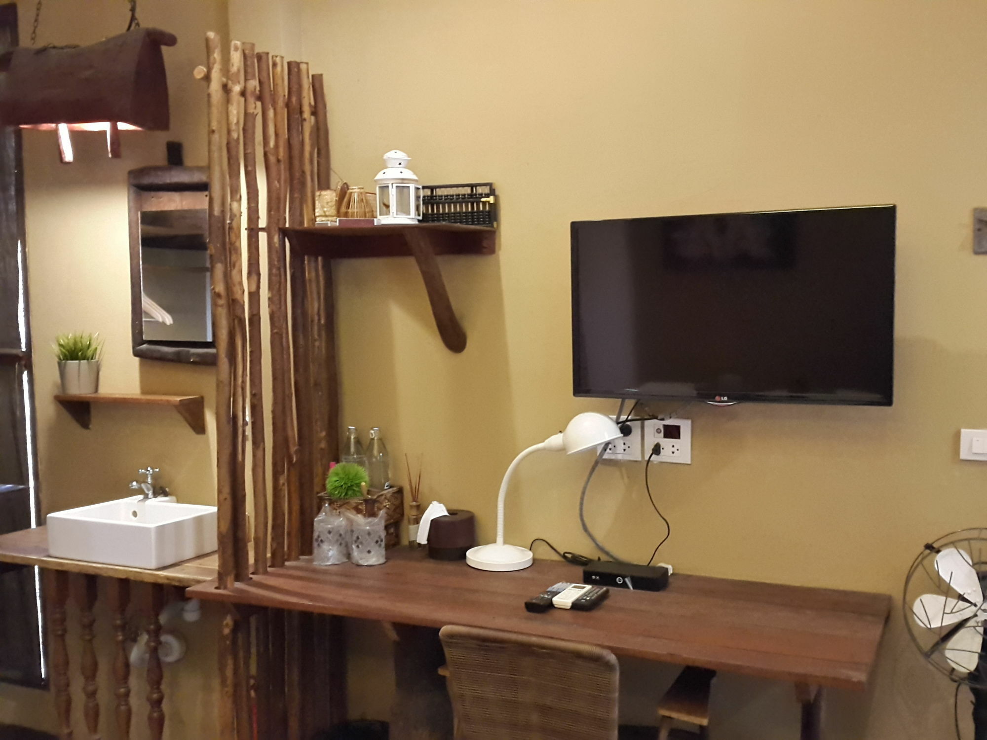 Baan Rare Guesthouse Udon Thani Dış mekan fotoğraf