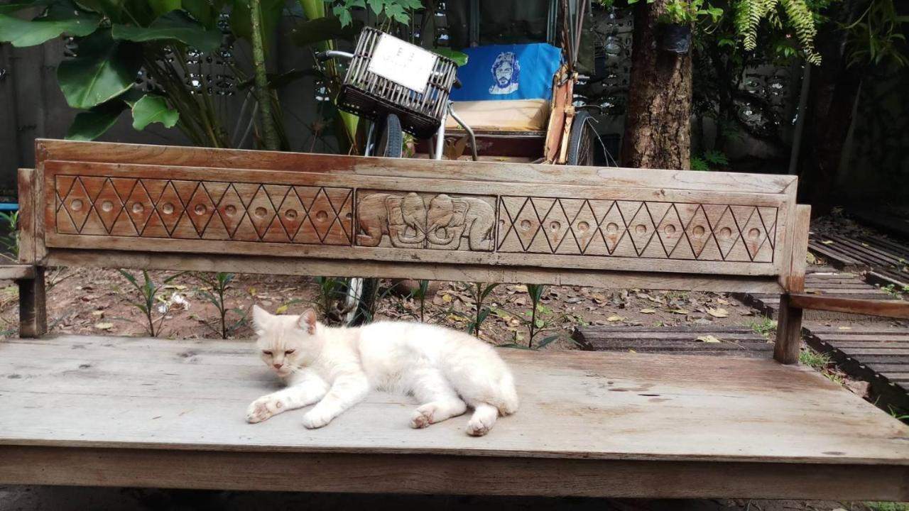 Baan Rare Guesthouse Udon Thani Dış mekan fotoğraf